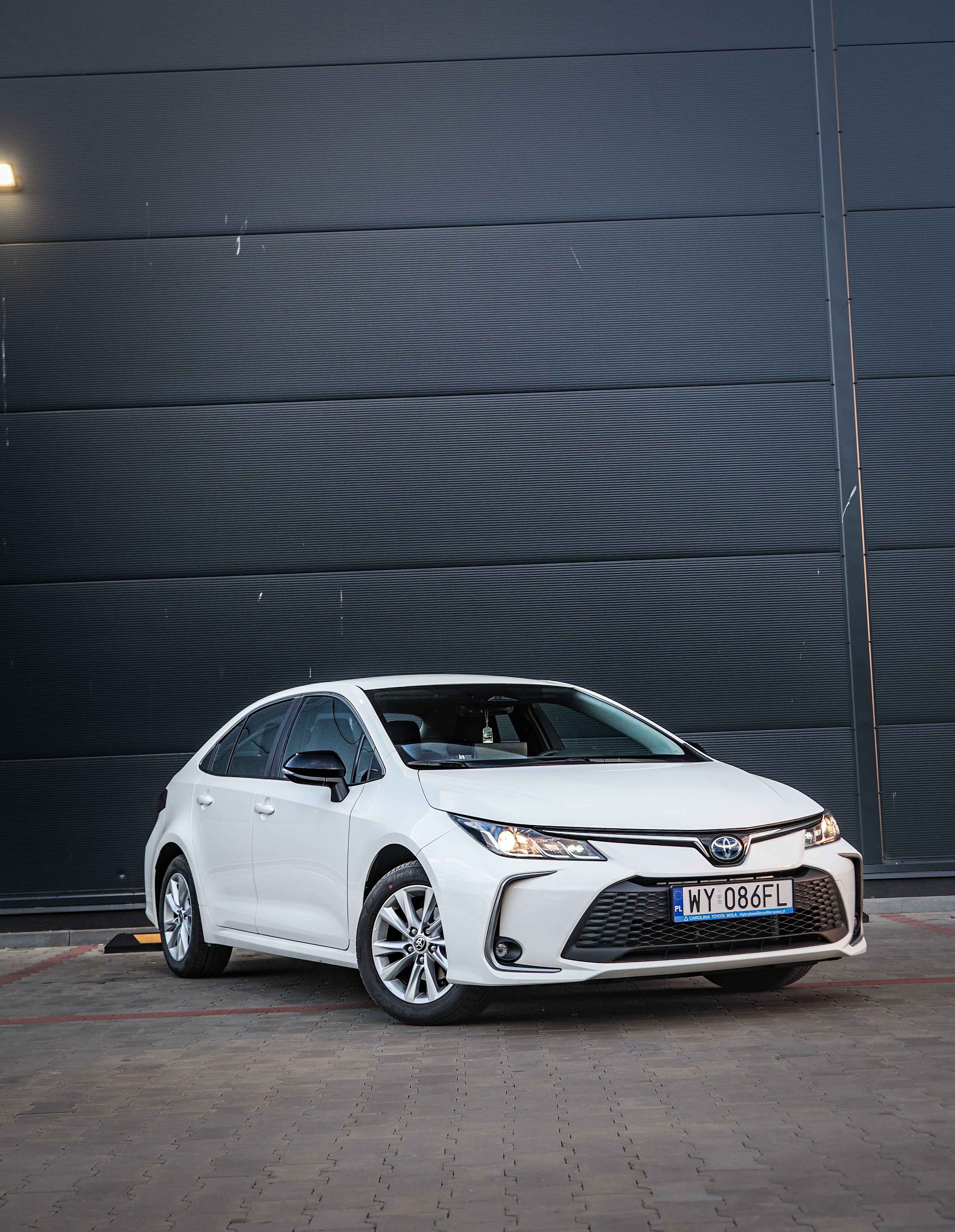 Toyota Corolla zdjęcie 2 — wynajem Toruń